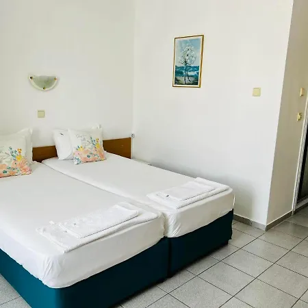 ホテル Nikola- Family 2*