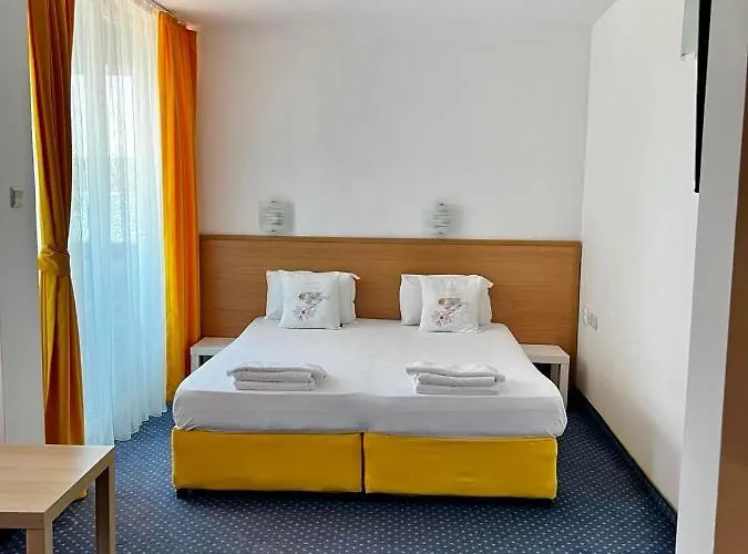 Nikola- Family 普里莫尔斯科