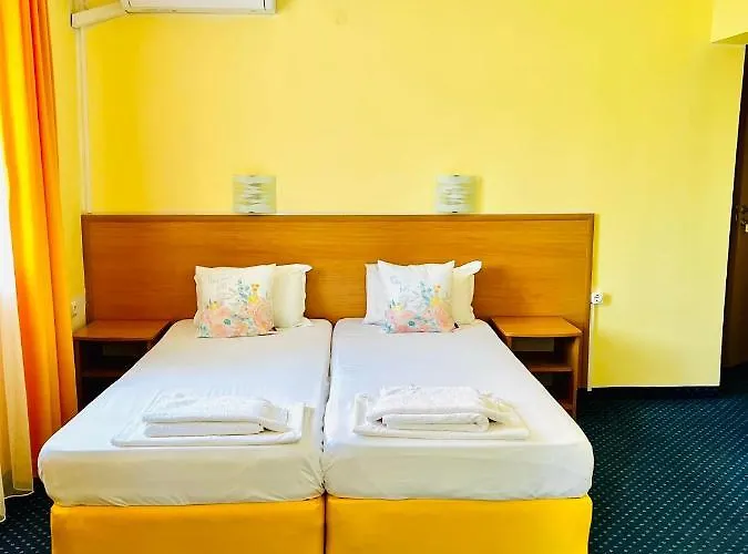 Nikola- Family 普里莫尔斯科