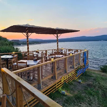 Nikola- Family 酒店