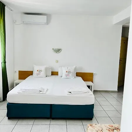 酒店 Nikola- Family