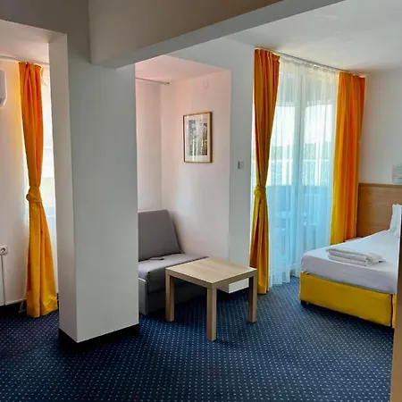 酒店 Nikola- Family