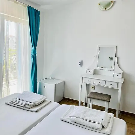 酒店 Nikola- Family