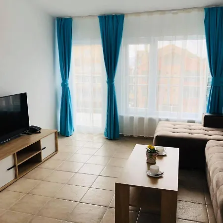 Nikola- Family 普里莫尔斯科